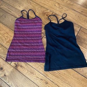 Bundle of 2 Lululemon tanks size 4